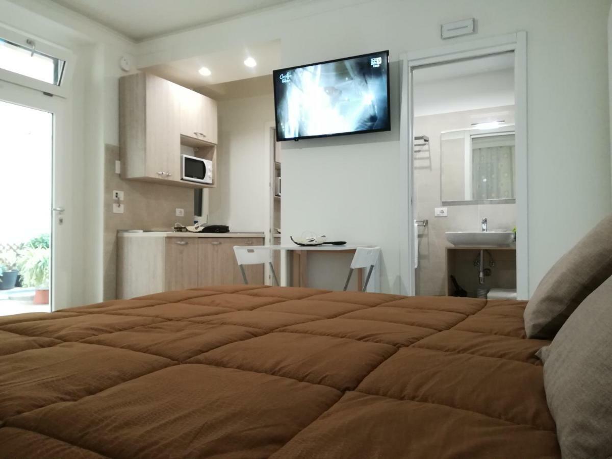 Guest House B&B Via Marina 레조디칼라브리아 외부 사진