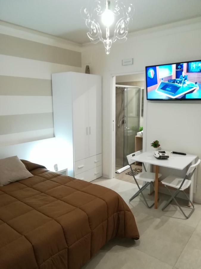 Guest House B&B Via Marina 레조디칼라브리아 외부 사진